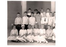 Linwood First Grade 1915